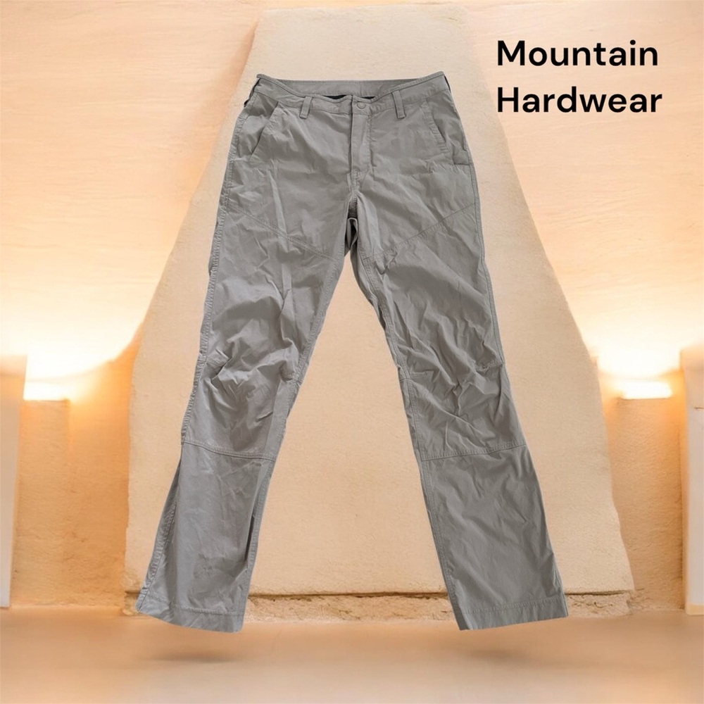 ❤️Mountain Hardwear Men's Khakis in Gray